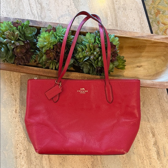 Coach Handbags - Coach red leather tote bag purse gold hardware